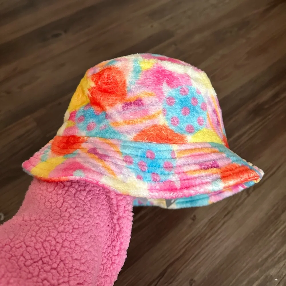 NWT Disney Parks Spirit Jersey Sherpa Bucket Hat